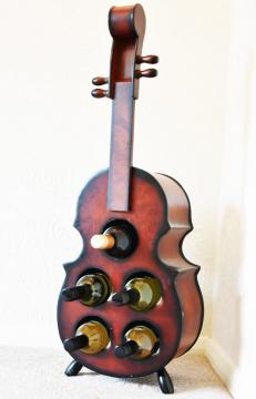 Casier bouteilles fait main / Violon porte-bouteille